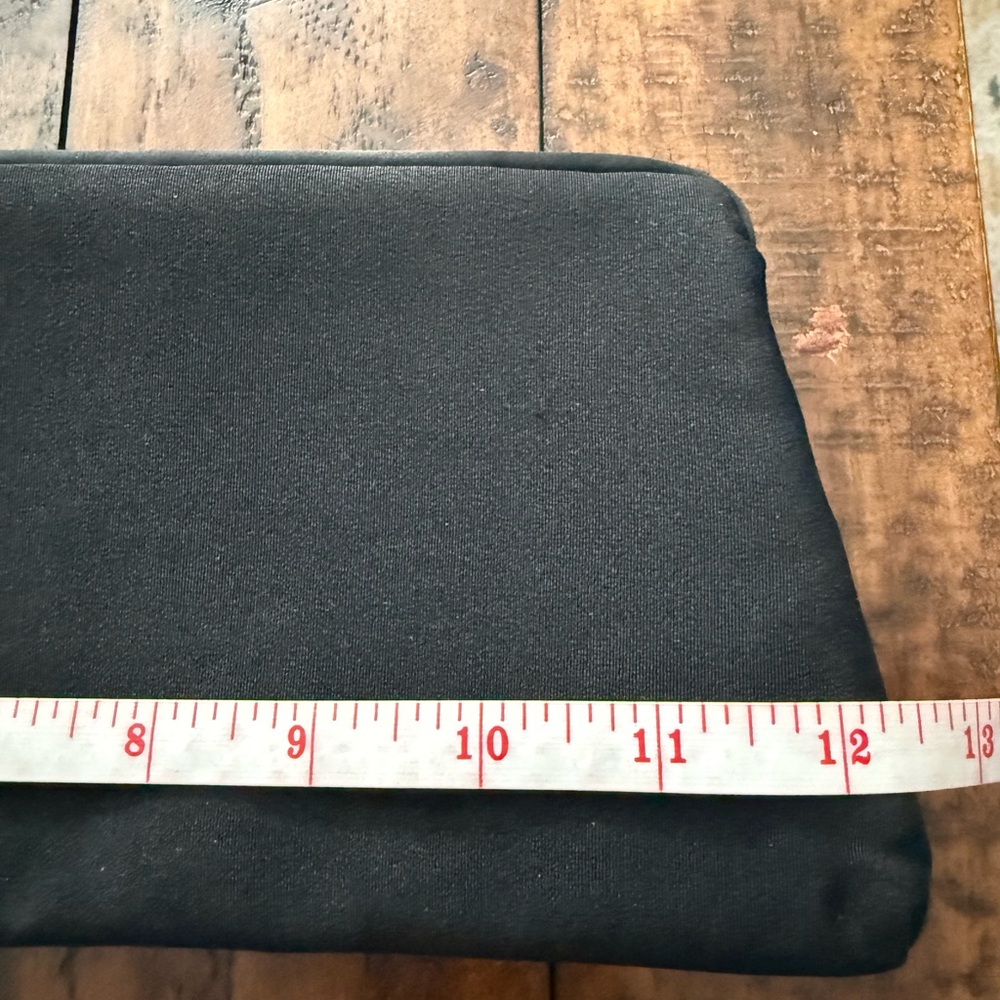 Vintage Harry Levine Classic black clutch long narrow with kiss lock - Picture 5 of 6